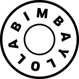 Logo circular con texto "Bimba y Lola" en negro sobre fondo blanco.