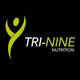 Logotipo de Tri-Nine Nutrition con figura verde sobre fondo negro.