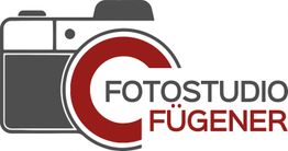 Logo mit Kamera und Text "Fotostudio Fügener" in Rot und Grau.