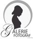 Schwarz-weiß Logo mit Frauenprofil, Schrift "Galerie Fotograf".