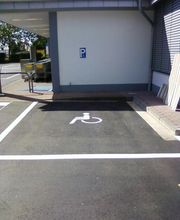 Markierung Behindertenparkplatz