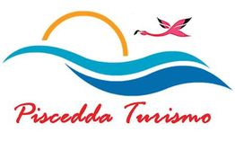 Logo "Pischedda Turismo" con onde, sole e uccello stilizzati.
