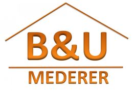 Buchstaben "B&U Mederer" in orange, umrahmt von einem Hausdach.