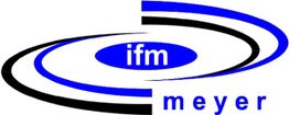 Logo mit blau-schwarzen Ringen und den Wörtern "ifm" und "meyer".