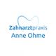 Logo der Zahnarztpraxis Anne Ohme mit stilisiertem Zahn in Blau.