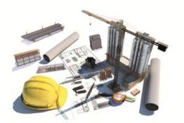 Capacete e ferramentas de construção ao lado de maquete de edifício e plantas arquitetônicas.