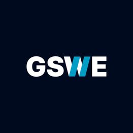 GSWE-Logo in Weiß und Blau auf dunkelblauem Hintergrund.