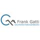 Logo mit einem blauen Kreis, einem Hausdach und dem Text "Frank Gatti Sachverständigenbüro".