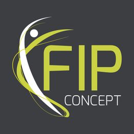 Logo mit Text "FIP CONCEPT" und dynamischen grünen und weißen Linien auf grauem Hintergrund.