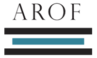 Logo con la scritta "AROF" sopra linee orizzontali nere e una linea blu centrale.