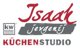 Isaak Jevgenij Küchenstudio Logo mit roten und grauen Buchstaben auf weißem Hintergrund.