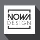 Schwarzes Logo "Nowa Design" auf grauem Hintergrund mit langem, diagonalem Schatten.