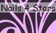 Schwarzer Hintergrund mit rosa Mustern und Text "Nails 4 Stars".