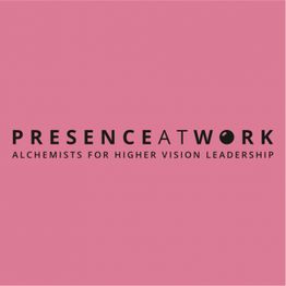 Roze achtergrond met tekst "Presence At Work - Alchemists for Higher Vision Leadership".
