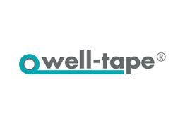 Logo-Design von well-tape® mit einem abstrakten Band um den Markennamen in Türkis und Grau.