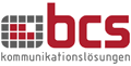 Logo mit rotem "bcs" und grauem Text: "kommunikationslösungen". Grafikelement links.