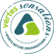 Logo de "Vertes Sensations" avec un triangle bleu et vert, texte encerclant.