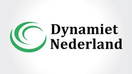 Logo van Dynamiet Nederland met groene cirkels naast de bedrijfsnaam in zwart.