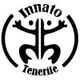 Logotipo en blanco y negro con la palabra "Innato" en la parte superior y "Tenerife" en la inferior.