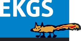 Illustration eines Fuchses unter der weißen Aufschrift "EKGS" auf blauem Hintergrund.