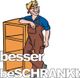 Ein Handwerker lehnt am Regal, darunter der Text: "besser beSCHRANKt".