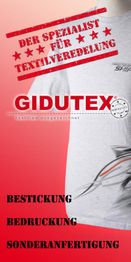 Weiße T-Shirt-Werbung mit Text "Der Spezialist für Textilveredelung". Optionen: Bestickung, Bedruckung.