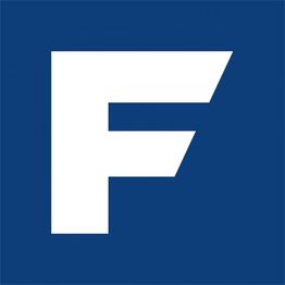 Weißes "F" auf blauem Hintergrund.