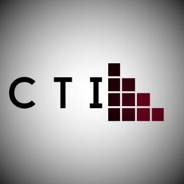 Logo avec les lettres "C T I" et des carrés rouges formant un motif en escalier.