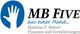 Logo mit blauer Hand und Text: "MB FIVE - aus einer Hand. Matthias P. Bittorf - Finanzen".