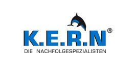 Logo mit blauer Schrift „K.E.R.N“, darüber ein springender Delphin. Text: „DIE NACHFOLGESPEZIALISTEN“.