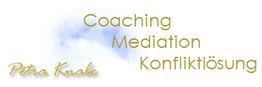 „Coaching, Mediation, Konfliktlösung“ mit Namen „Petra Kraak“ auf blau-weißem Hintergrund.