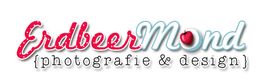 Logo "Erdbeermond: fotografie & design" in roter und blauer Schrift mit Erdbeersymbol.