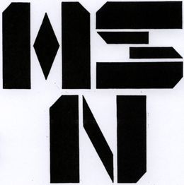 Schwarze geometrische Formen auf weißem Hintergrund, kreieren abstraktes Muster.