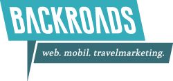 Logo mit "BACKROADS" in Türkis und Slogan "web. mobil. travelmarketing." in Weiß.