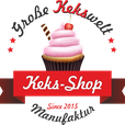 Logo mit rosa Cupcake, Schriftzug "Keks-Shop," rote Schleife, "Große Kekswelt" und "Manufaktur".