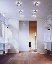 begehbarer Kleiderschrank