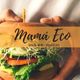 Manos sosteniendo una hamburguesa vegetariana con lechuga y brotes. Texto: "Mamá Eco".