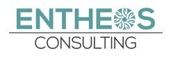 Logo di Entheos Consulting: testo verde acqua con un motivo decorativo circolare nella lettera "O".