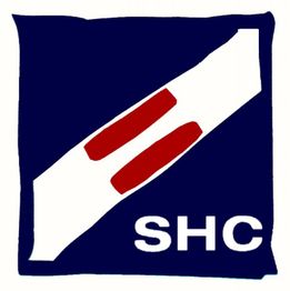 Logo mit den Buchstaben "SHC", blauem Hintergrund und weißen, roten Formen in der Mitte.