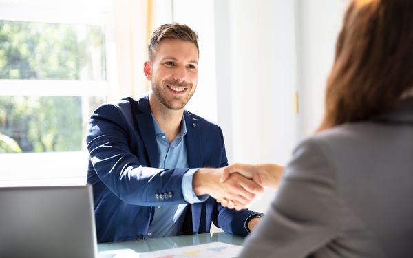 Die 10 unausgesprochenen No-Gos für ein Bewerbungsgespräch