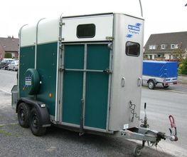 UN-LX 18 Ifor Williams Hunter HB 505 R Country