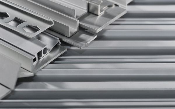 verschiedene Aluminiumprofile