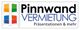 Logo mit bunten Pinnwänden und Text: „Pinnwand Vermietung - Präsentationen & mehr“.