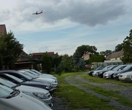Parken nähe Flughafen Leipzig
