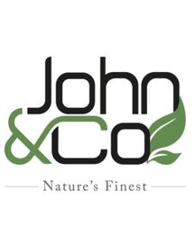Logo van John & Co met groene bladeren en de tekst "Nature’s Finest" eronder.