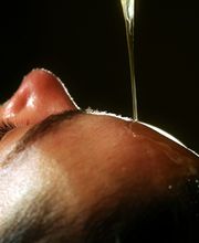 Shirodhara - Ayurvedischer Stirnölguß