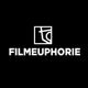 Schwarzes Logo mit weißem Text "FILMEUPHORIE" und abstrakter Kamera in einem Quadrat.