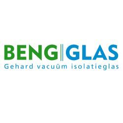 Logo van BENGGLAS met de tekst "Gehard vacuüm isolatieglas".