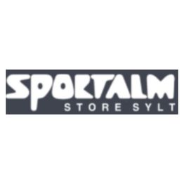 Logo mit der Aufschrift "Sportalm Store Sylt" in weiß auf grauem Hintergrund.
