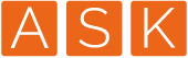 Orangefarbene Buchstaben "ASK" auf einem weißen Hintergrund, jeder Buchstabe in einem Quadrat.